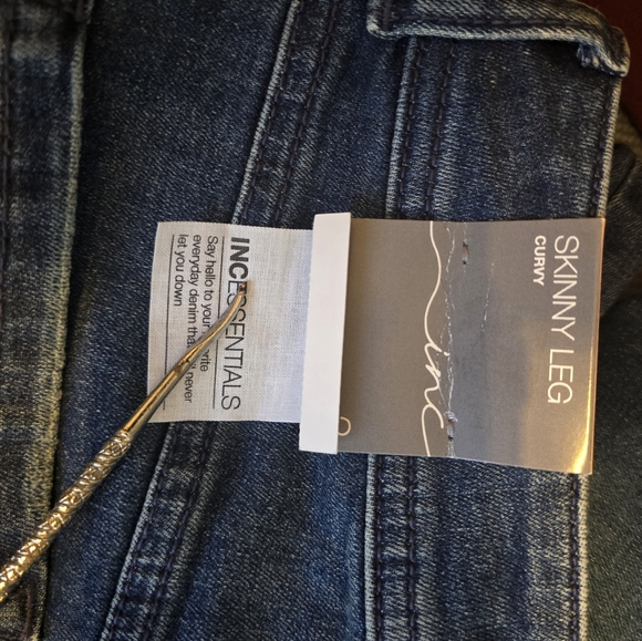 INC Skinny Curvy Fit Jeans Sz 2 NWT - Picture 9 of 11
